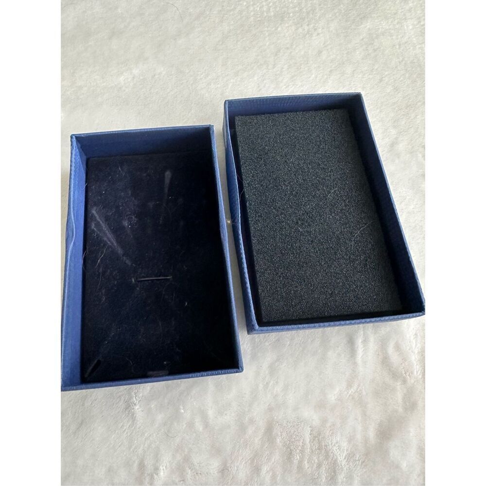 Swarovski necklace dark blue gift box
